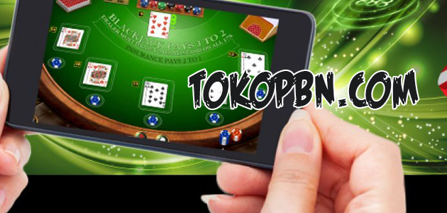 Lihat Keuntungan Bermain Di Situs Poker Online